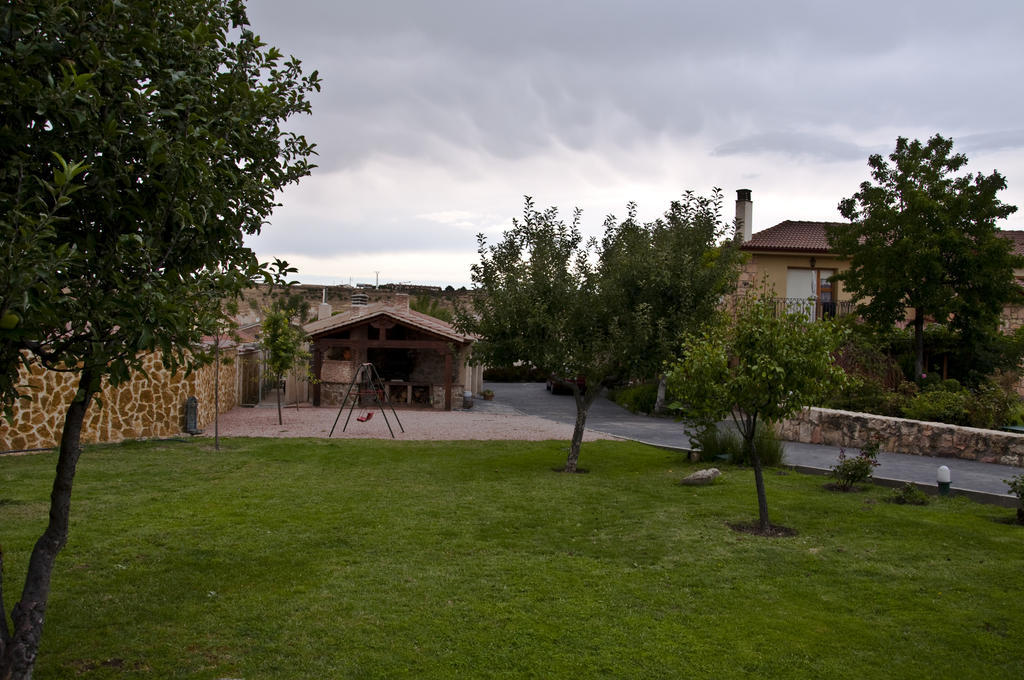 Hospederia Gemma Hotel La Lastrilla Esterno foto