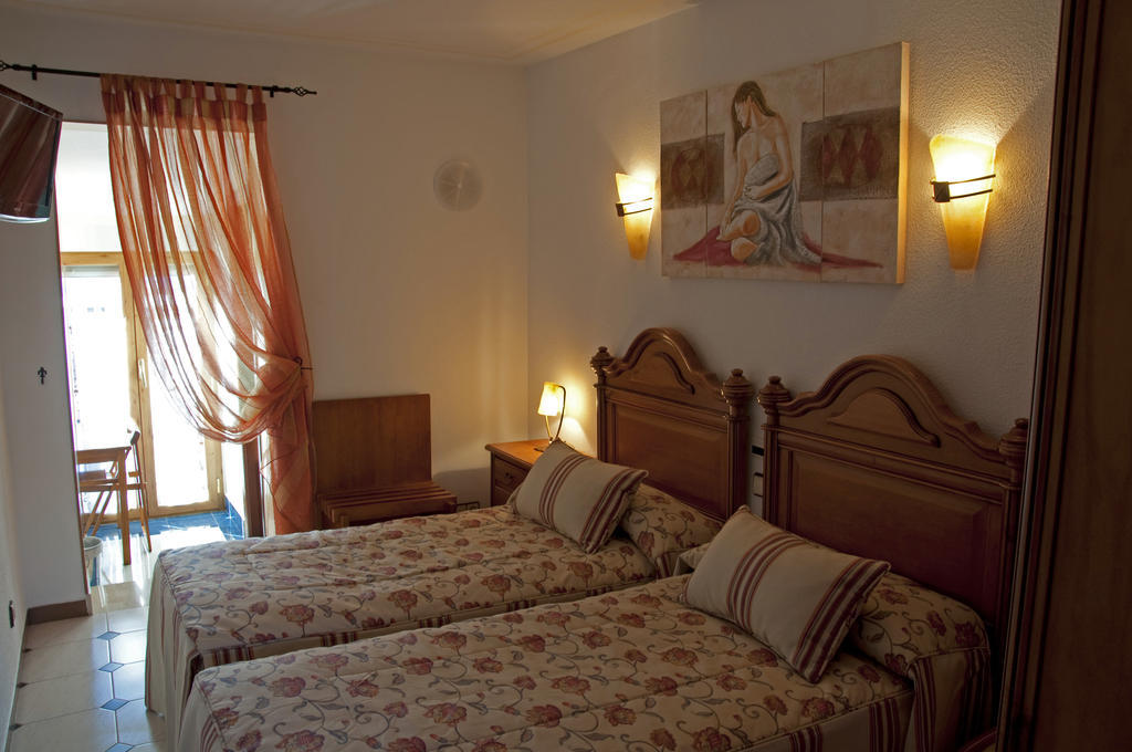 Hospederia Gemma Hotel La Lastrilla Camera foto
